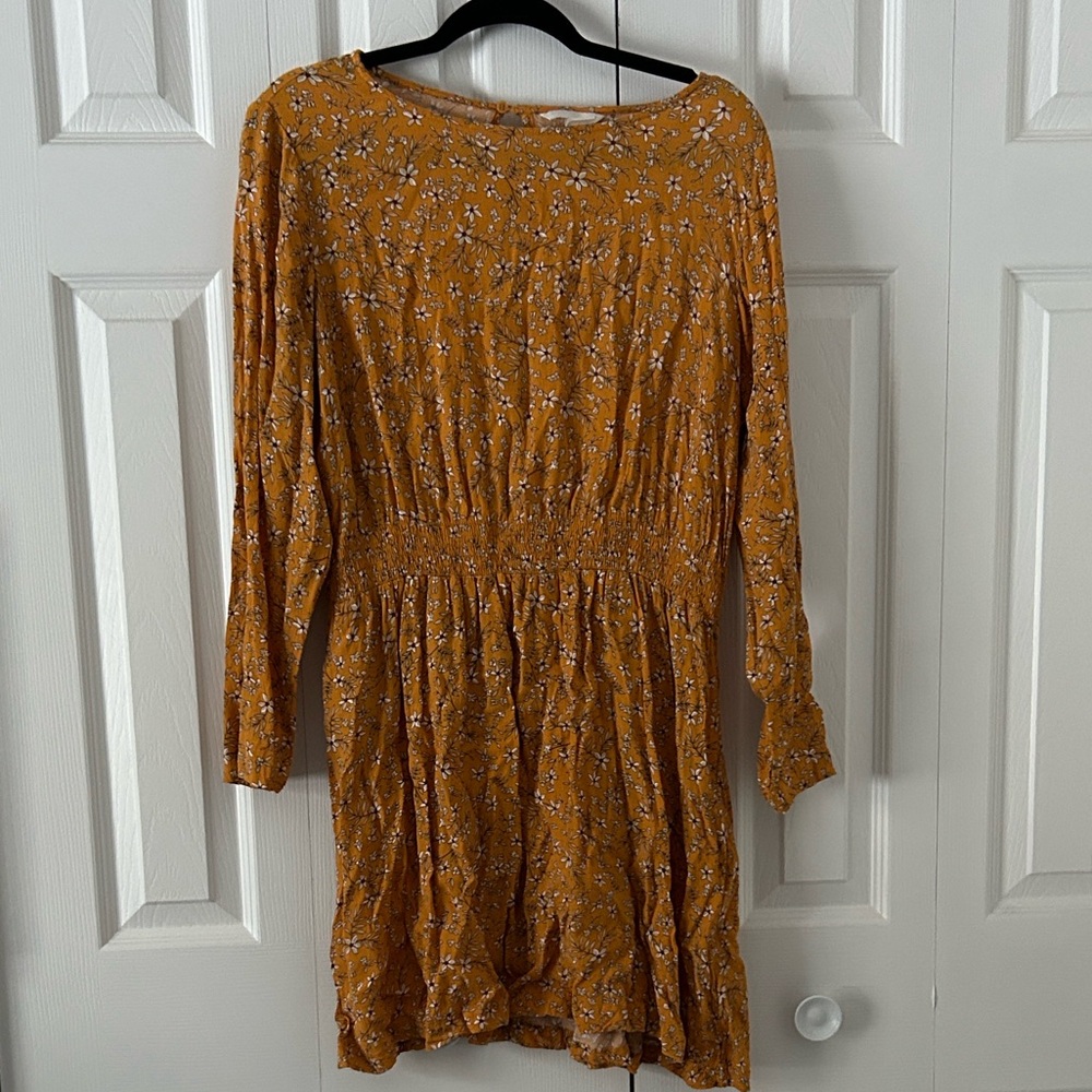 💙 CLOSET CLEAR OUT!! 🎉 Mustard Yellow Floral Cinch Waist Knee Length Dress